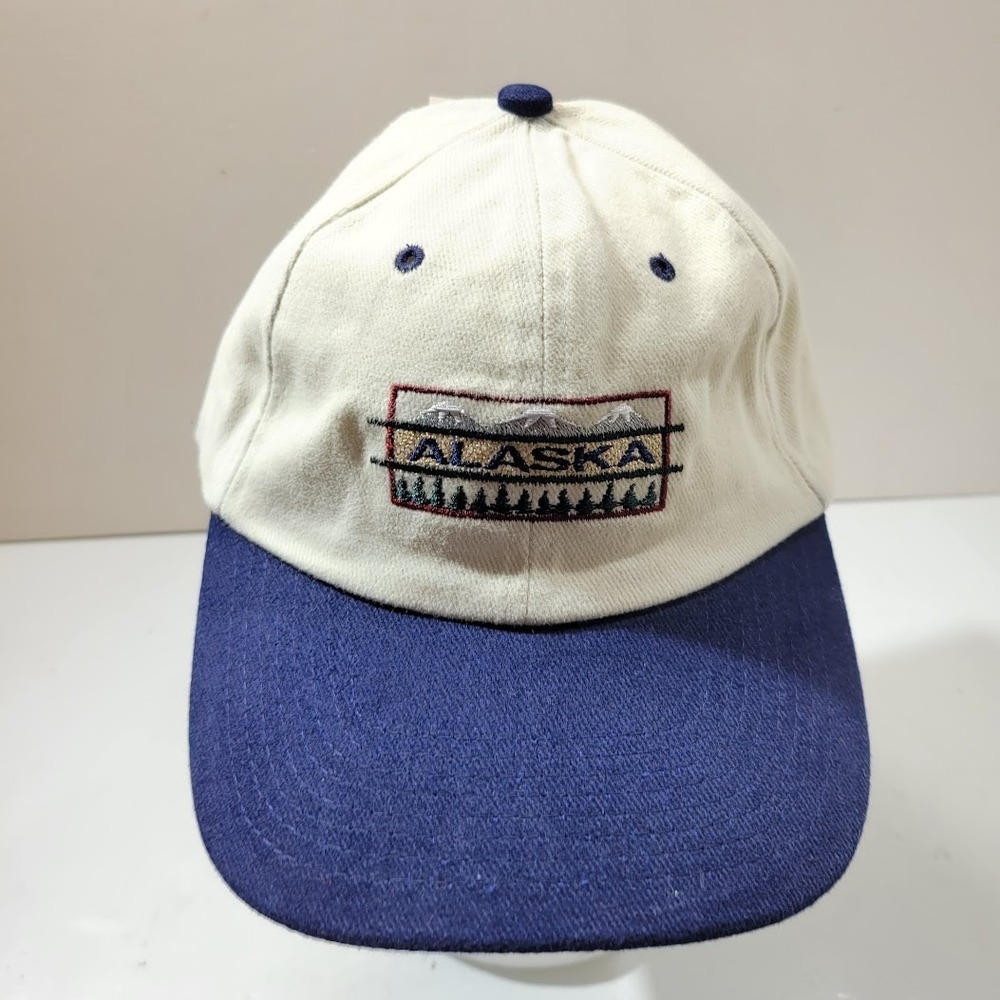 Alaska Hat Cap White/Navy Fahrenheit Fashion Headwear Fab Strap